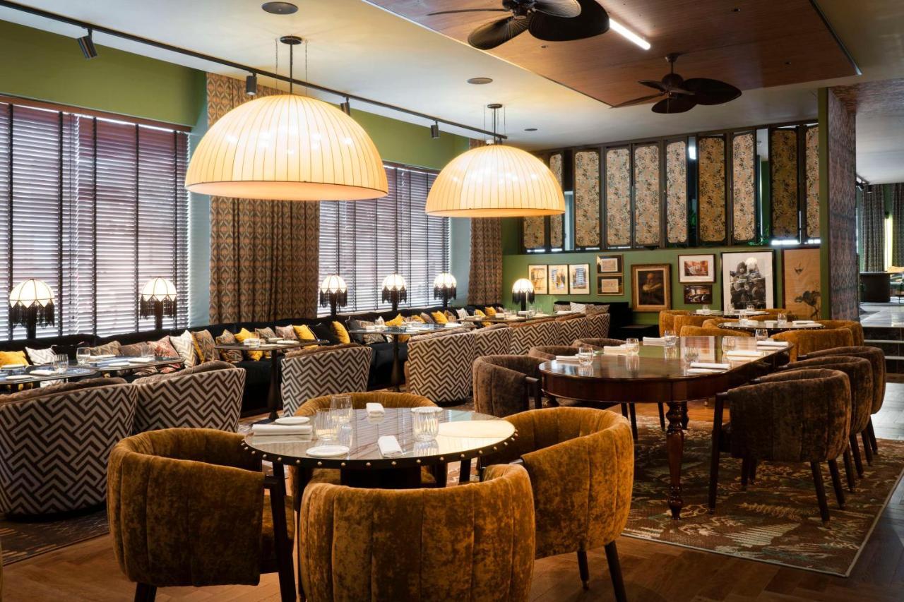 Radisson Collection Hotel, Santa Sofia Milano Esterno foto The interior of the restaurant